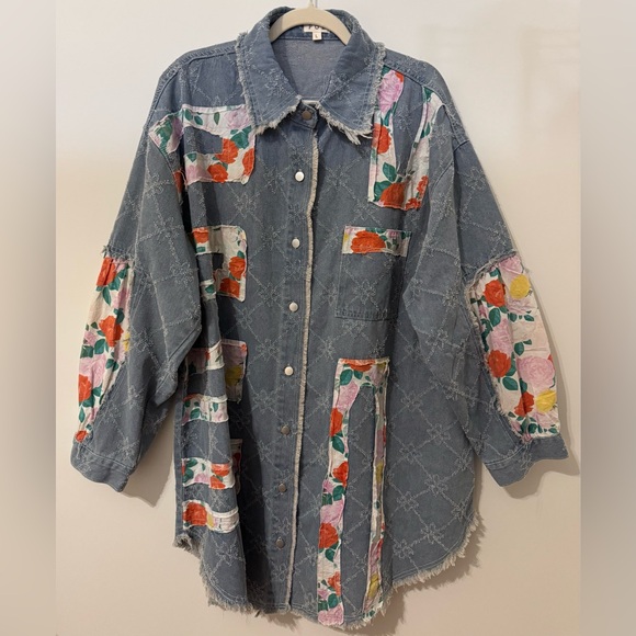 POL Jackets & Blazers - NEW POL Women’s Oversized Floral Patchwork Denim Jacket Shacket Size L